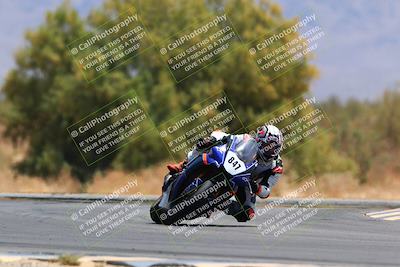 media/May-15-2022-SoCal Trackdays (Sun) [[33a09aef31]]/Turn 7 (1145am)/